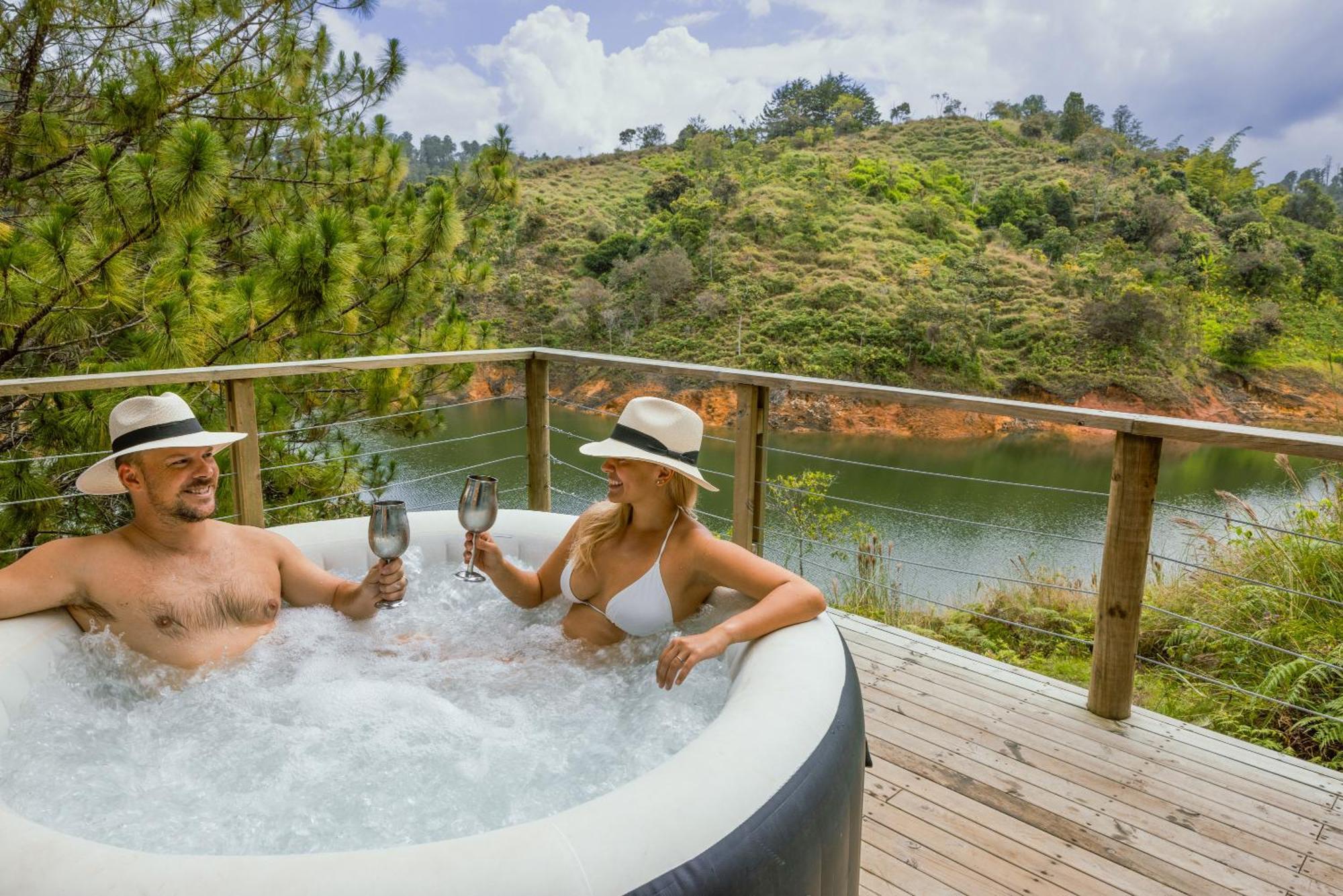Cabanas Refugio Himalaya Guatapé Eksteriør bilde